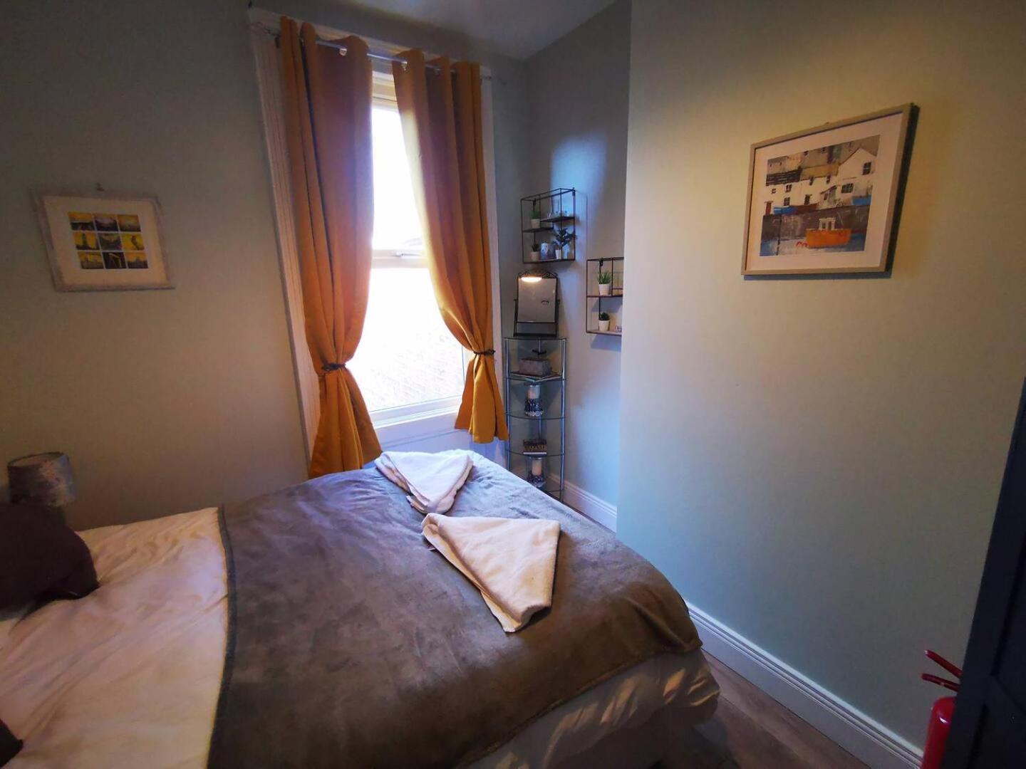 4 Bed Boutique House Lisburn Road Villa Белфаст Екстериор снимка